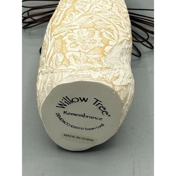 Willow Tree Remembrance Angel by Susan Lordi 2010 with Box Demdaco Figurine - Picture 5 of 8